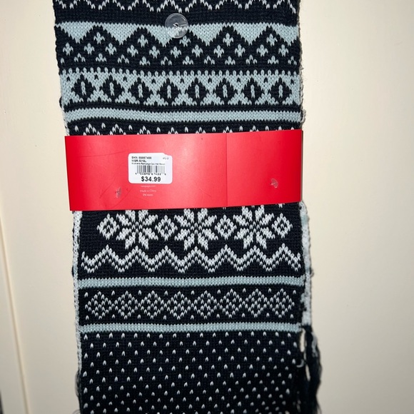 Rampage Knit Beanie & Scarf Set - 2 pieces - Picture 3 of 6